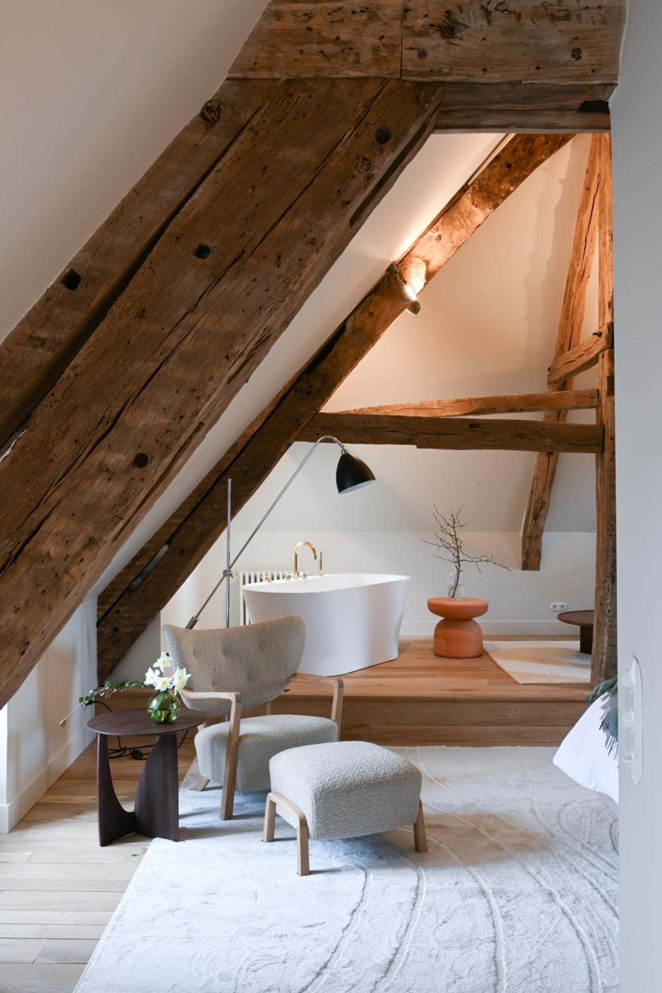 Hotel Les Pres Saint-Hilaire-le-Chatel Buitenkant foto